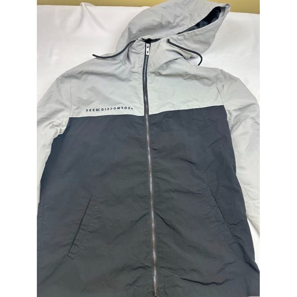gray and black color-block hooded windbreaker jacket "SEEK DISCOMFORT" Men's xl
